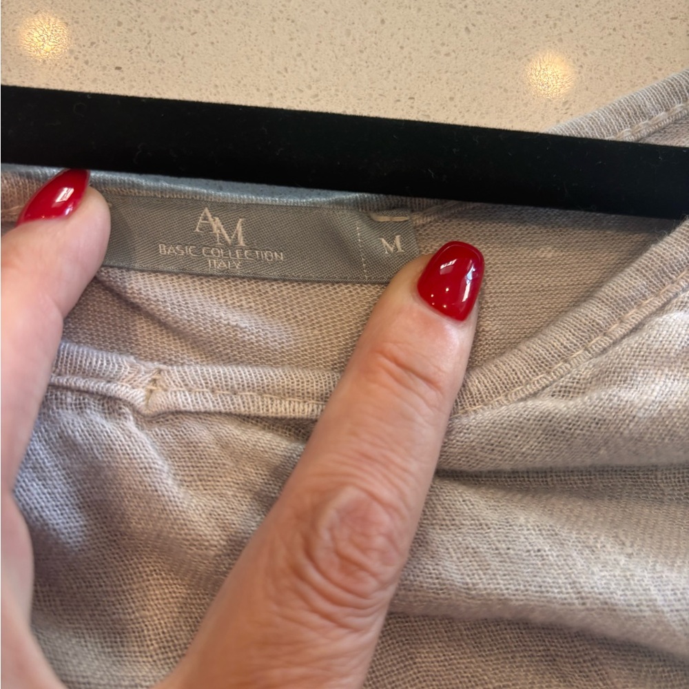 Am Basic Collection Light Gray Short Sleeve Top - image 4